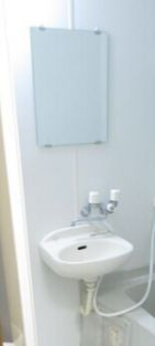 メゾン南小岩７の洗面所