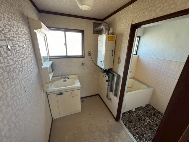 広島県福山市　一棟アパートの洗面所