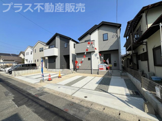 【外観】 | 現地写真。プラス不動産販売なら、現場の全ての棟をまとめてご見学頂けます。