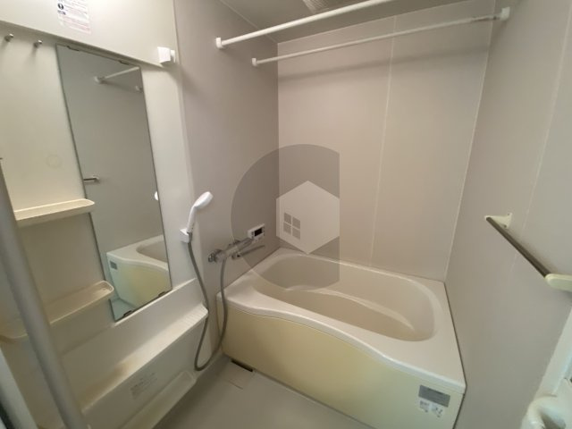 ドゥ・リュエルBの浴室