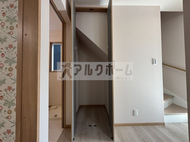柏原市大字高井田の一戸建ての収納