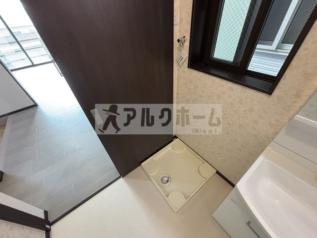 柏原市大字高井田の一戸建ての洗面所