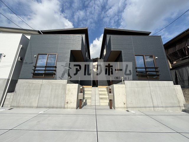 柏原市大字高井田の一戸建ての外観