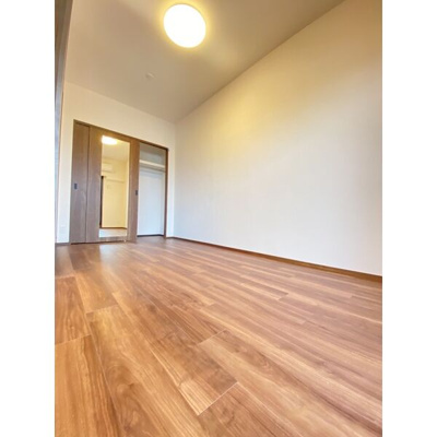 【洋室】 | PHOERME城北公園 | 広々とした洋室です