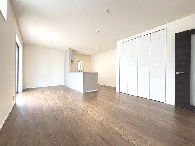 【内装】 | 糟屋郡篠栗町庄5丁目第1　1号棟（全1棟）【仲介手数料無料・0円】 | 施工例。施工例は完成時と異なる場合があります。