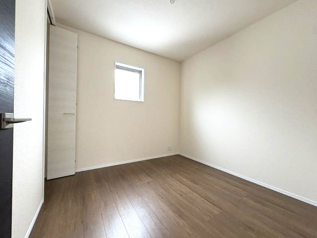 【子供部屋】 | 糟屋郡篠栗町庄5丁目第1　1号棟（全1棟）【仲介手数料無料・0円】 | 施工例。施工例は完成時と異なる場合があります。