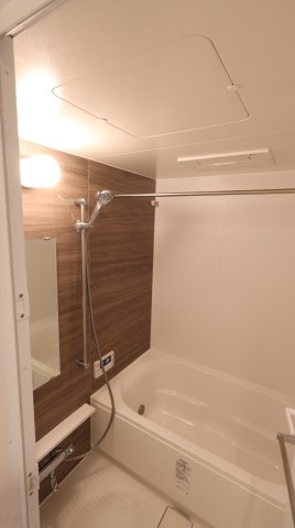 アルファステイツ米原の浴室|浴室乾燥機付きなので雨の日のお洗濯も安心です！