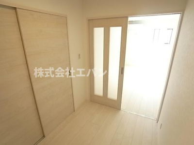 【寝室】 | REGALEST本千葉 | 使い勝手のいい寝室です