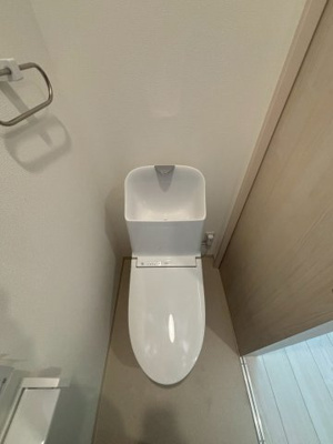 【トイレ】 | チカーノ原田 | 別号室の写真になります。現況優先。