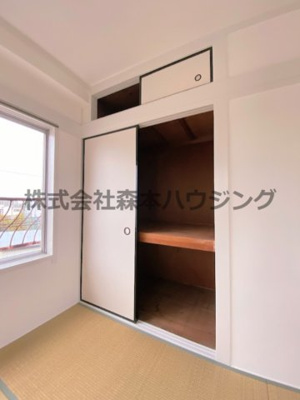 【収納】 | 　アドバンス香里 | ※同タイプ別室の写真となります。
　設備内容など相違がある場合あくまで現状優先となります。