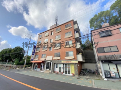 【外観】 | 　アドバンス香里 | 外観は落ち着いています