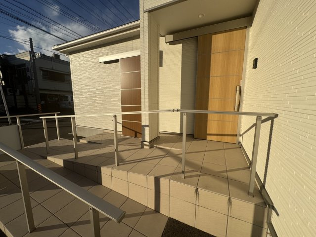 モデルハウス級の美しさ♪新品未使用の築浅ハウス♪佐野市大祝町の外観パース|外観パースです