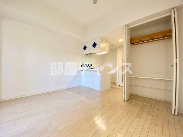 プレサンス桜通り葵の寝室