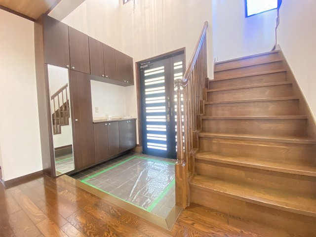 『八王子市中古戸建て』八王子市大和田町１【仲介手数料無料】の玄関|～仲介手数料無料☆八王子ひなた不動産～八王子市大和田町　中古戸建
