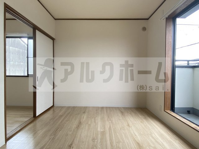 平野2丁目3LDKテラスハウスの洋室