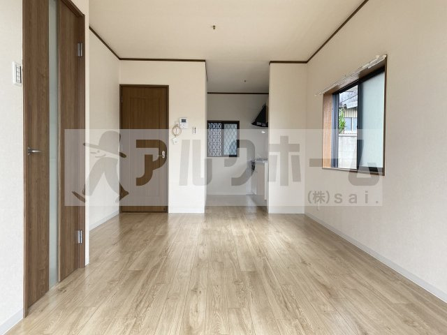 平野2丁目3LDKテラスハウスの居間・リビング