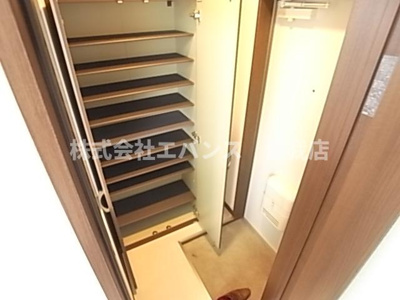 【玄関】 | 葛城ハイリビング壱番館