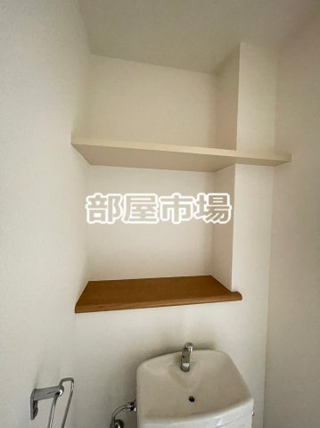 GRAND JOURのトイレ|上部棚