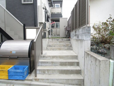 【エントランス】 | リブリ・スクエア