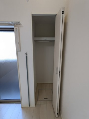 【収納】 | ハーモニーテラス川名町Ⅱ | 102号室クローゼット