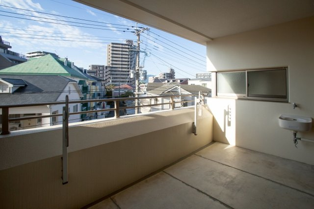 【バルコニー】 | アルフィーネ大橋Ⅱ☆仲介手数料無料☆