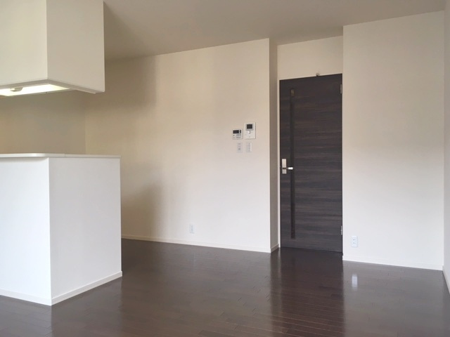 プレジールの居間・リビング