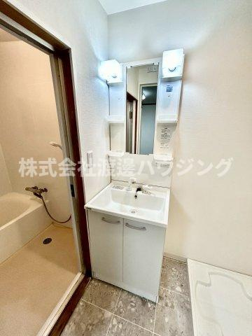 萱島東2丁目テラスハウスの洗面所