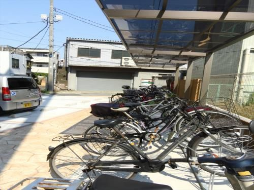 アーバンハウス宮地のその他共用部分|駐輪場