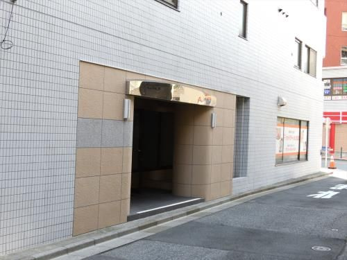 アーバンハウス宮地のエントランス