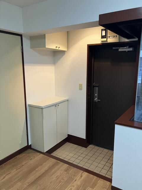 グランドメゾンオオツカの玄関