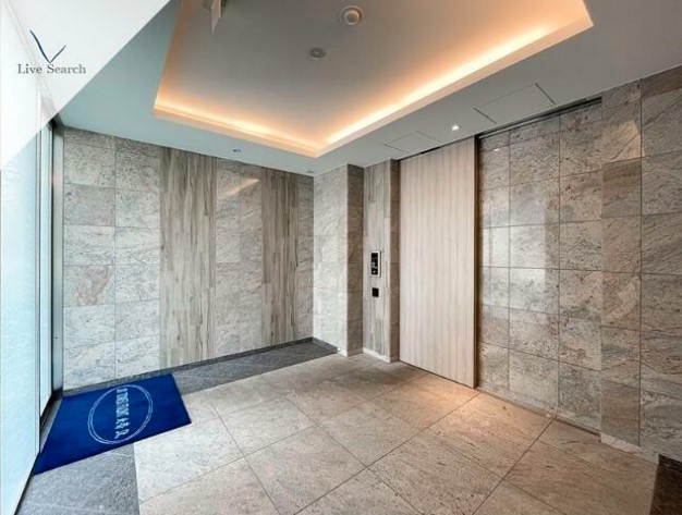 墨田区亀沢４丁目の賃貸マンションのロビー