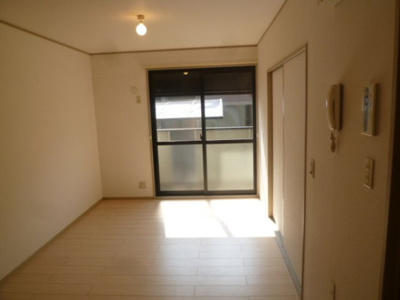 【居間・リビング】 | メゾン・ベイリーフ