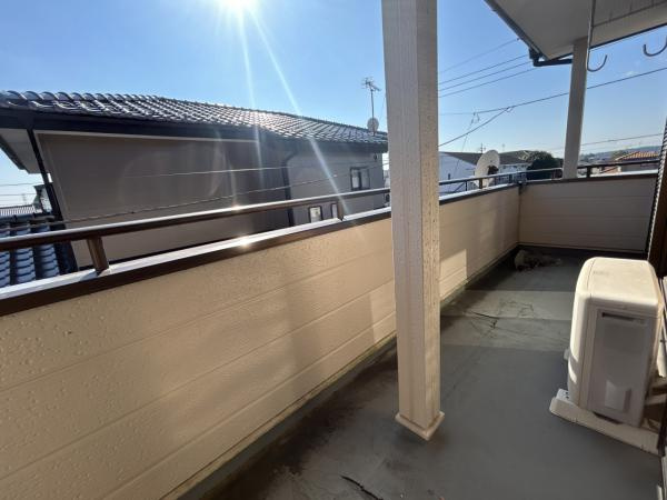 宇都宮市竹林町　４ＬＤＫ　中古住宅のバルコニー