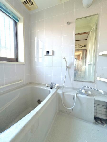 宇都宮市竹林町　４ＬＤＫ　中古住宅の浴室