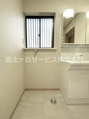 【ランドリースペース】 | 掛川市秋葉路 中古戸建て | 洗濯機置き場