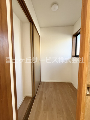 【収納】 | 袋井市太田 中古戸建て | キッチン横の2帖のパントリーがあります