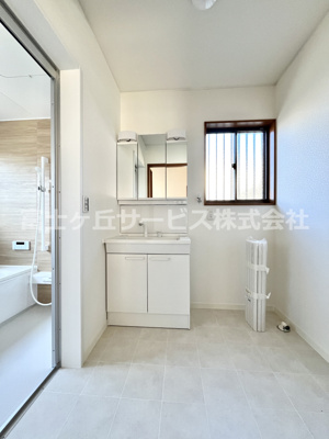 【脱衣所】 | 袋井市太田 中古戸建て | 洗面脱衣室