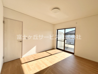 【寝室】 | 袋井市太田 中古戸建て | 主寝室におすすめ