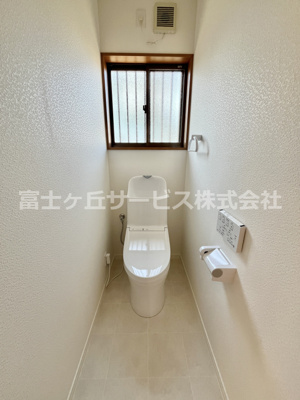 【トイレ】 | 袋井市太田 中古戸建て | 1階のトイレ