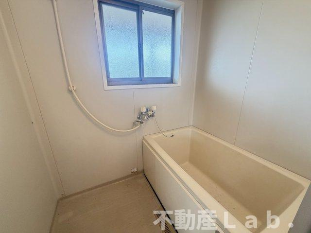 すずらんハイツの浴室