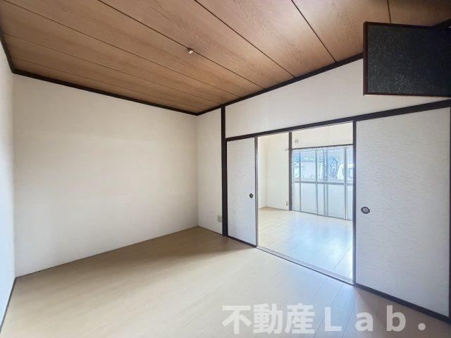 エンゼルハイツ松橋の洋室