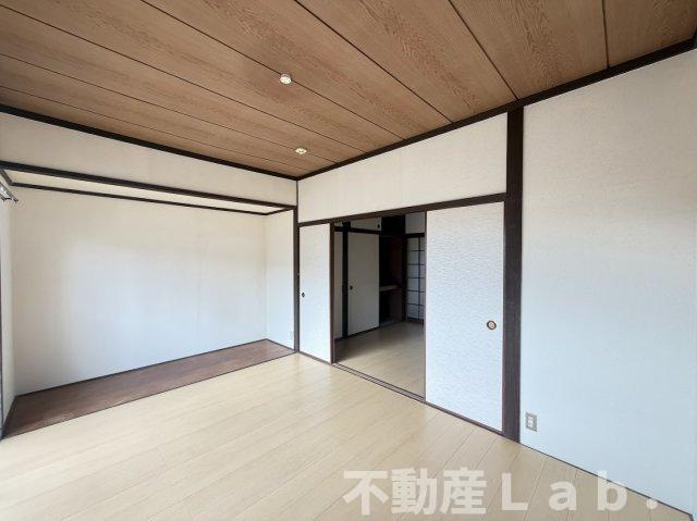 エンゼルハイツ松橋の洋室