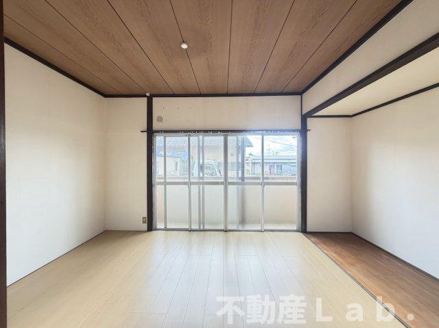 エンゼルハイツ松橋の居間・リビング