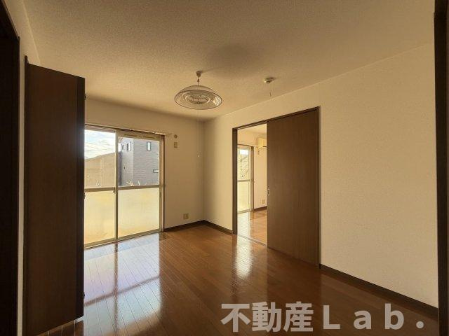 グランド・ソレーユの洋室