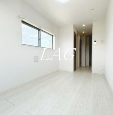 【居間・リビング】 | ブロッサムテラス町屋 | 洋室のお部屋です。