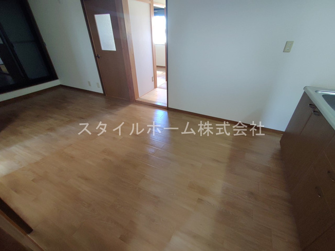 【居間・リビング】 | サンハイツオザワ | イメージ写真です。