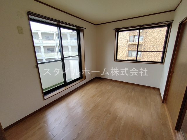 【居間・リビング】 | サンハイツオザワ | イメージ写真です。