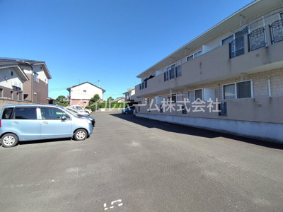 【駐車場】 | ロイヤルハイツ五番館