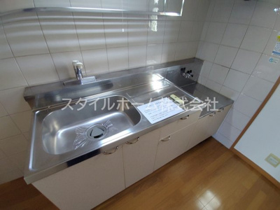 【キッチン】 | ロイヤルハイツ五番館 | イメージ写真です。