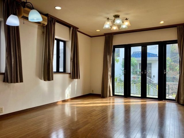 下小山田町戸建の内装